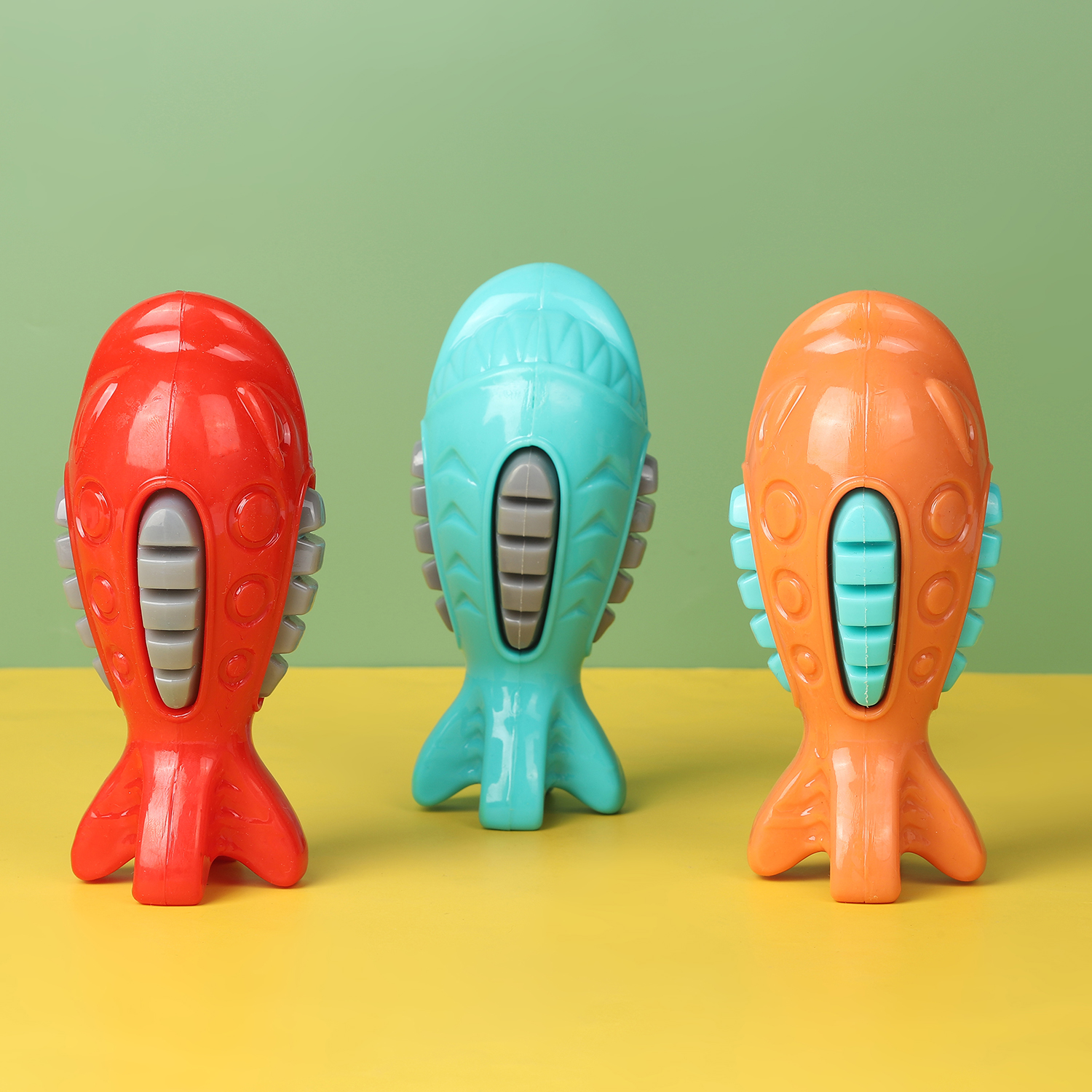 Brinquedo de Borracha Peixe ZN0094 - Divertido e Resistente para Pets Imagem 1